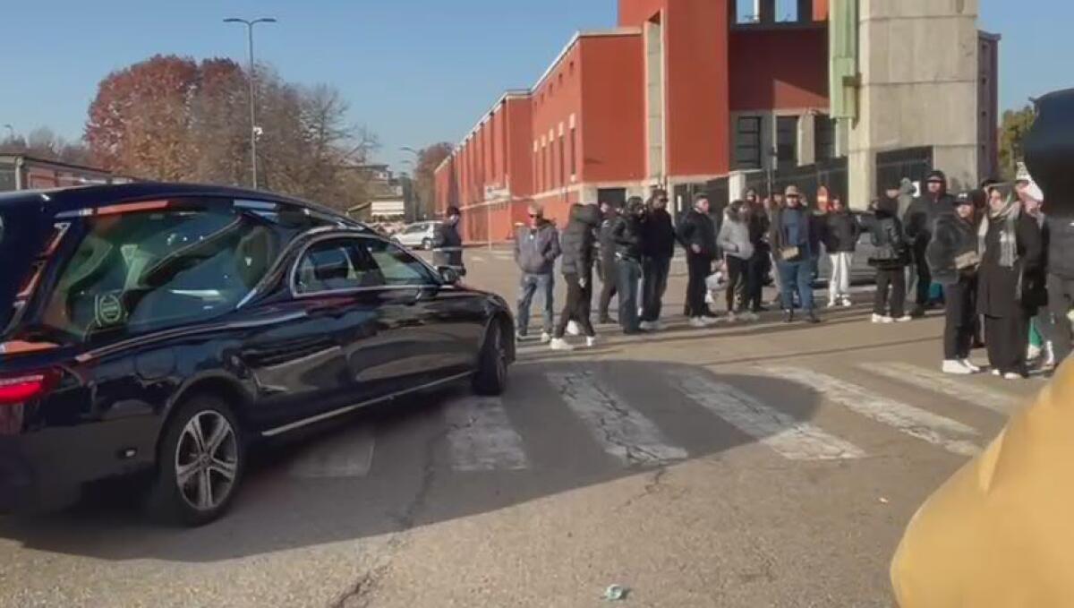 Ramy, i funerali a Milano: il giorno della tristezza - Video - 