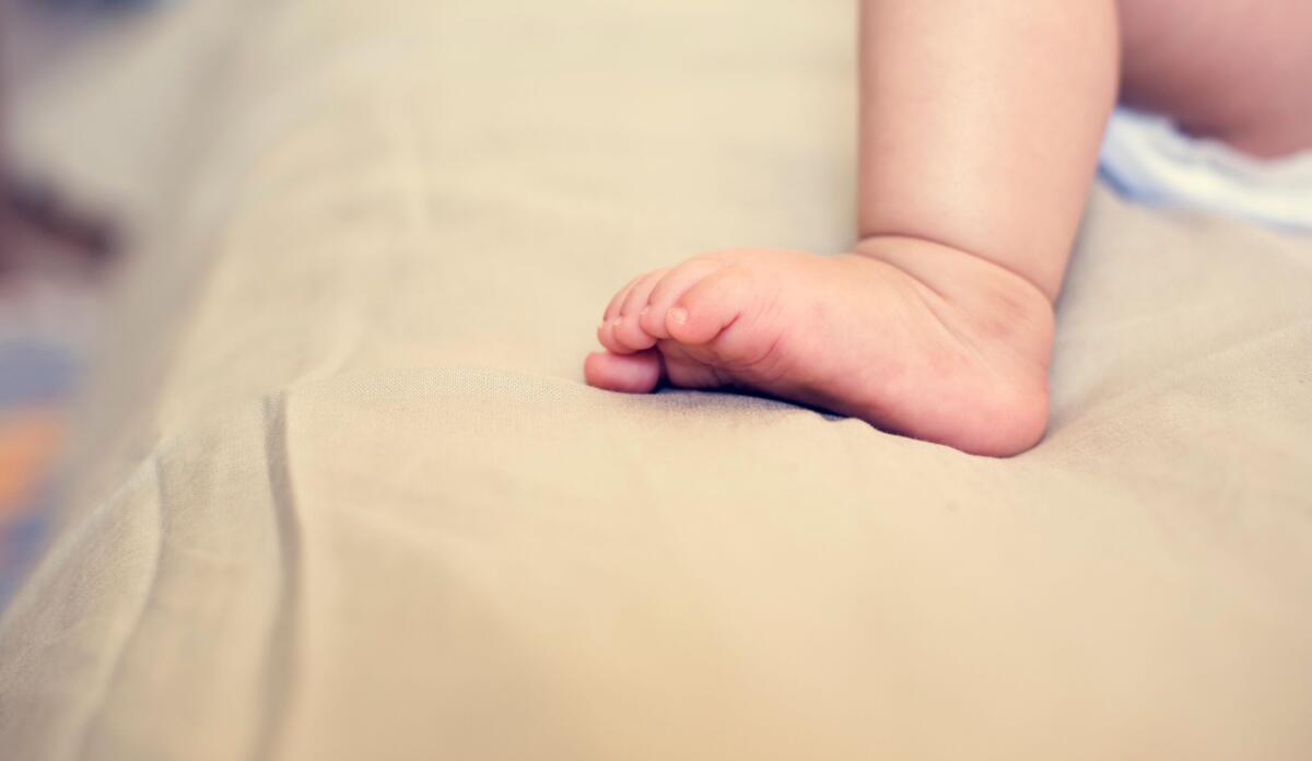 Bimbo nato in strada a Palermo: Ivan sta bene, la sua mamma più sfortunata - 