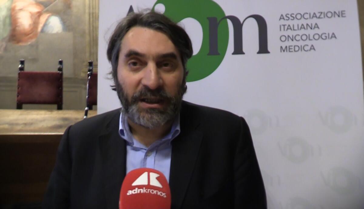 Tumori, Stracci (Airtum): Incidenza costante tra i giovani dai 20 ai 49 anni, calo leggero per il cancro al colon retto - 