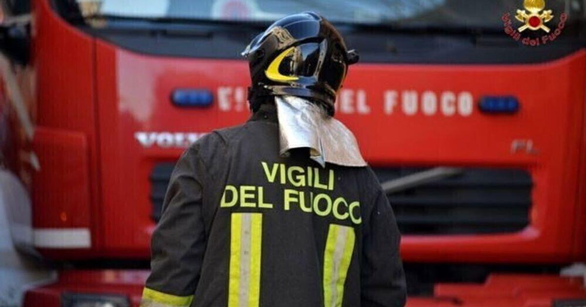 Hotel nel centro di Roma prende fuoco: evacuati 50 ospiti - 
