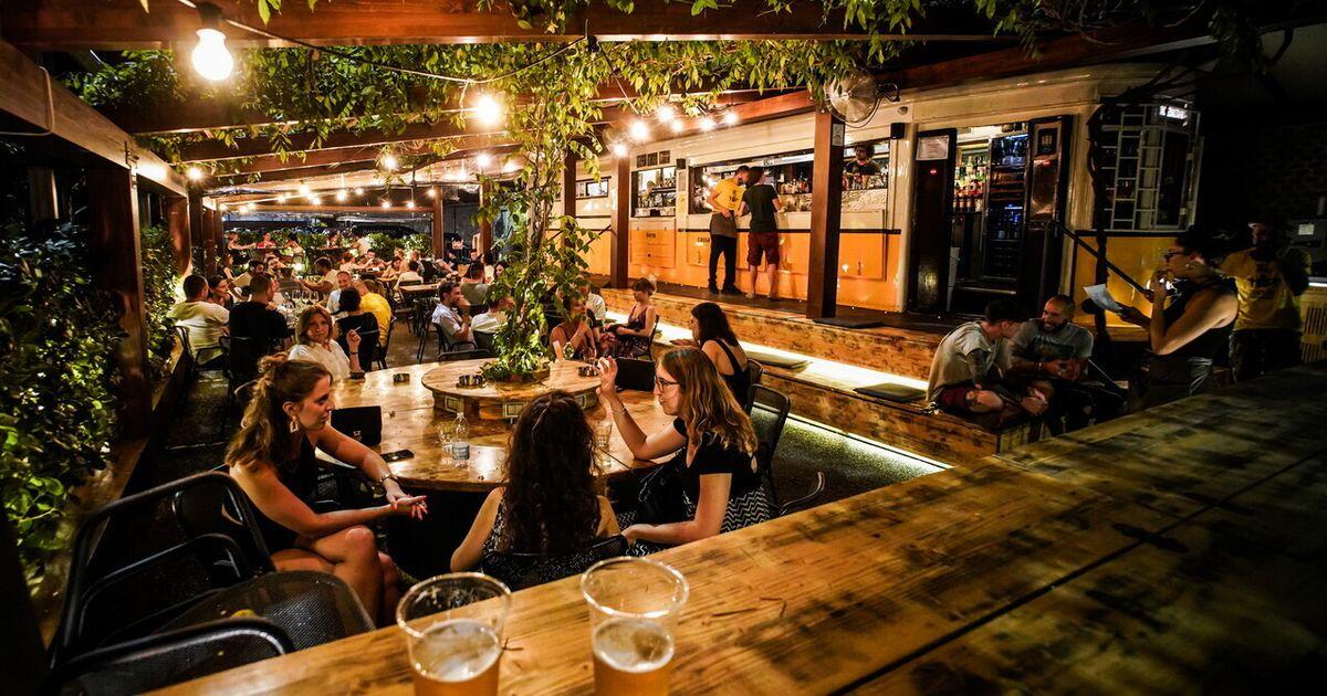 A Milano nella notte di Capodanno è vietata la vendita di bevande in vetro - 