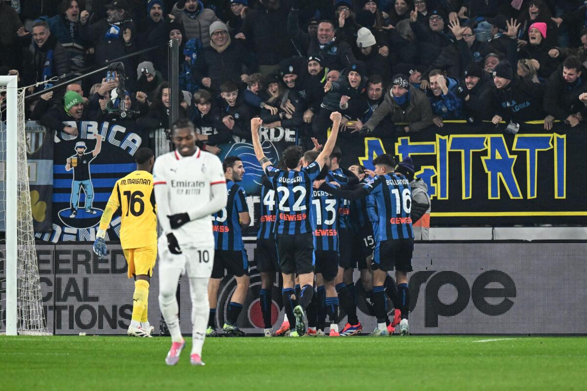 Atalanta-Milan 2-1, Atalanta in testa alla classifica. - 