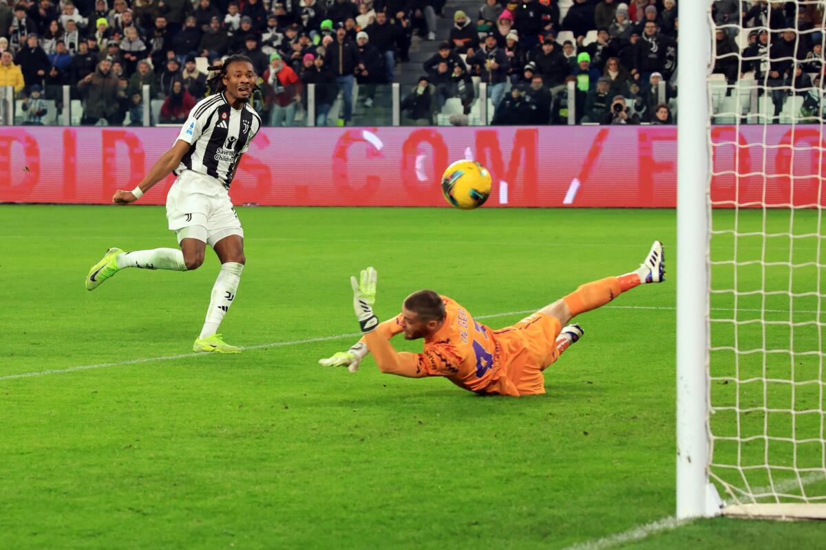 Juventus-Fiorentina 2-2: La doppietta di Thuram non basta ai bianconeri - 