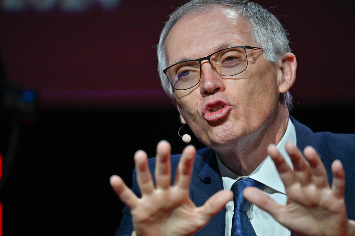 Stellantis: il CEO Carlos Tavares si dimette - 