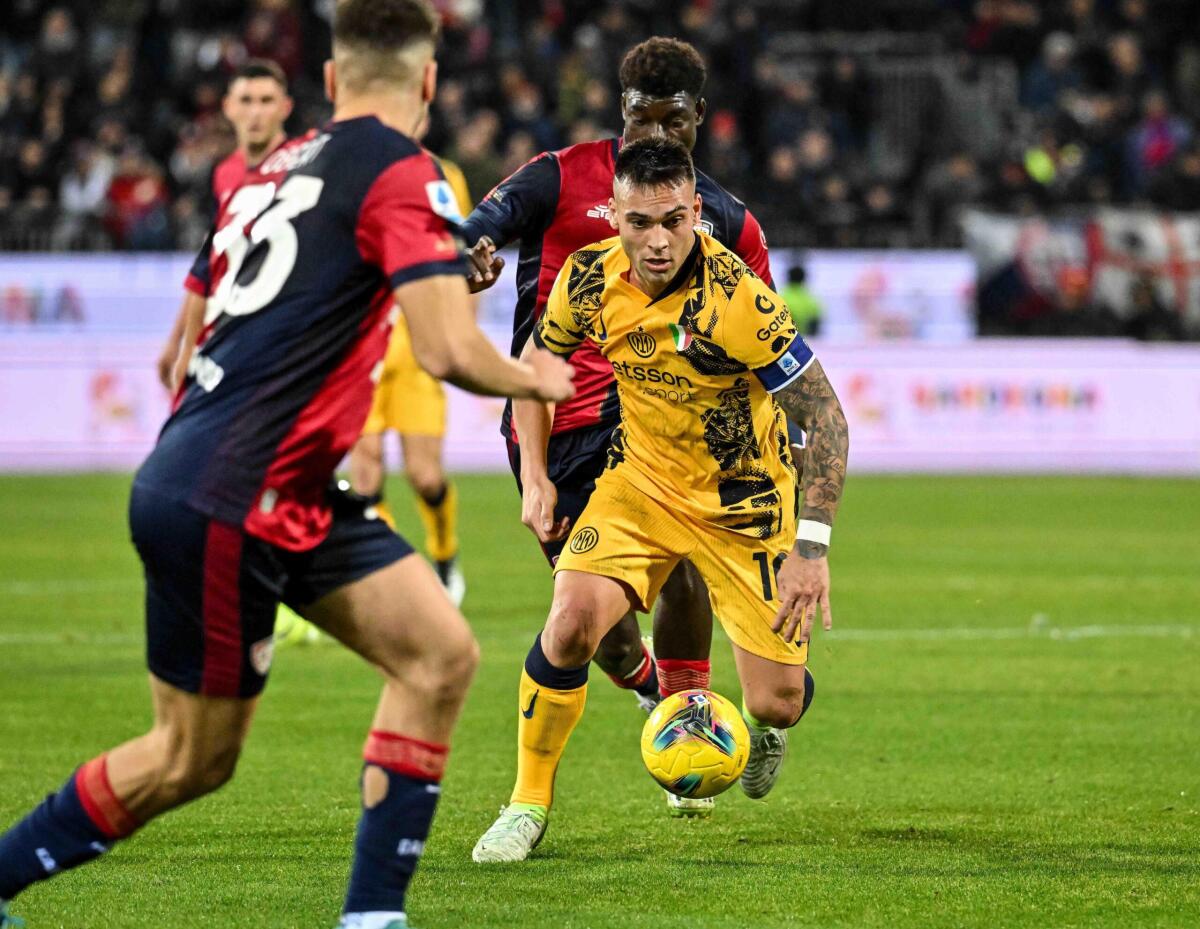 Cagliari-Inter 0-3: Bastoni, Lautaro e Calhanoglu segnano nella vittoria dei nerazzurri - 