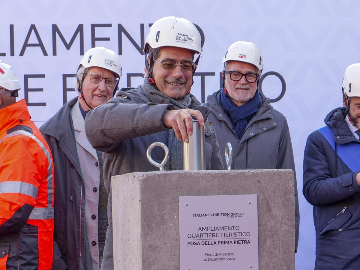 Fiere, posata la prima pietra del nuovo padiglione del quartiere fieristico di Vicenza da Ieg - 