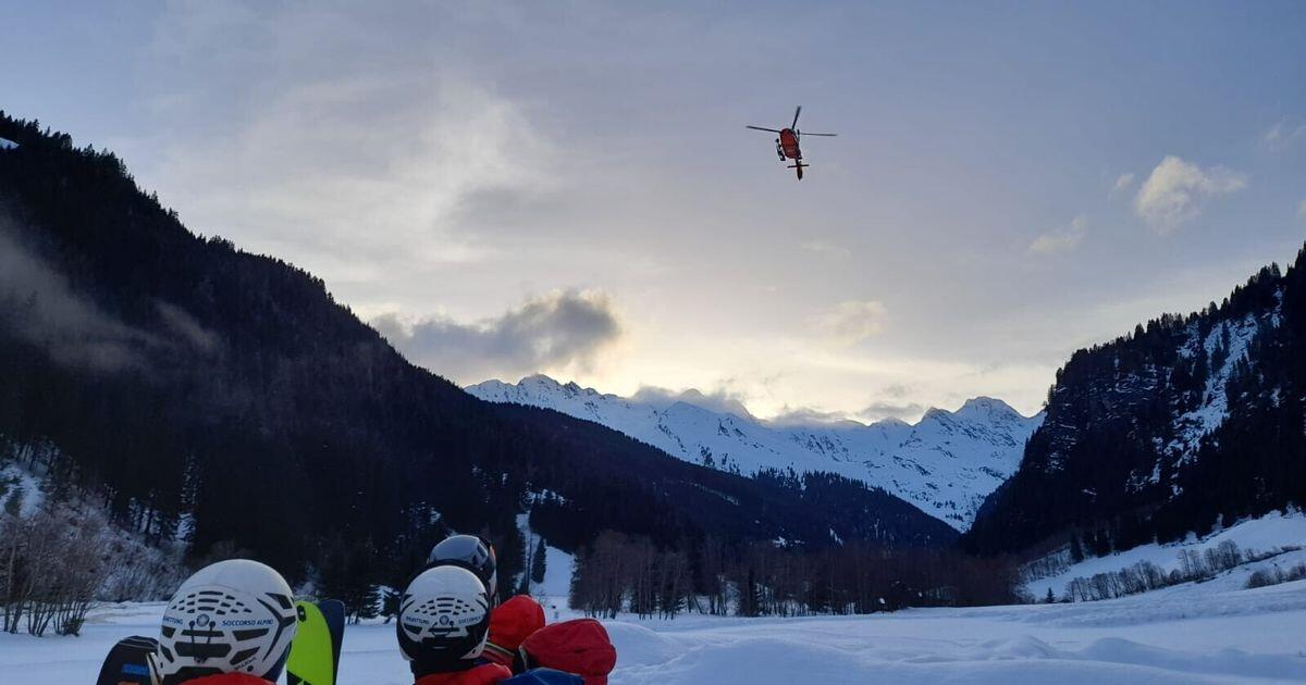 Evacuazione in corso: 150 sciatori bloccati dal vento in Valsesia - 