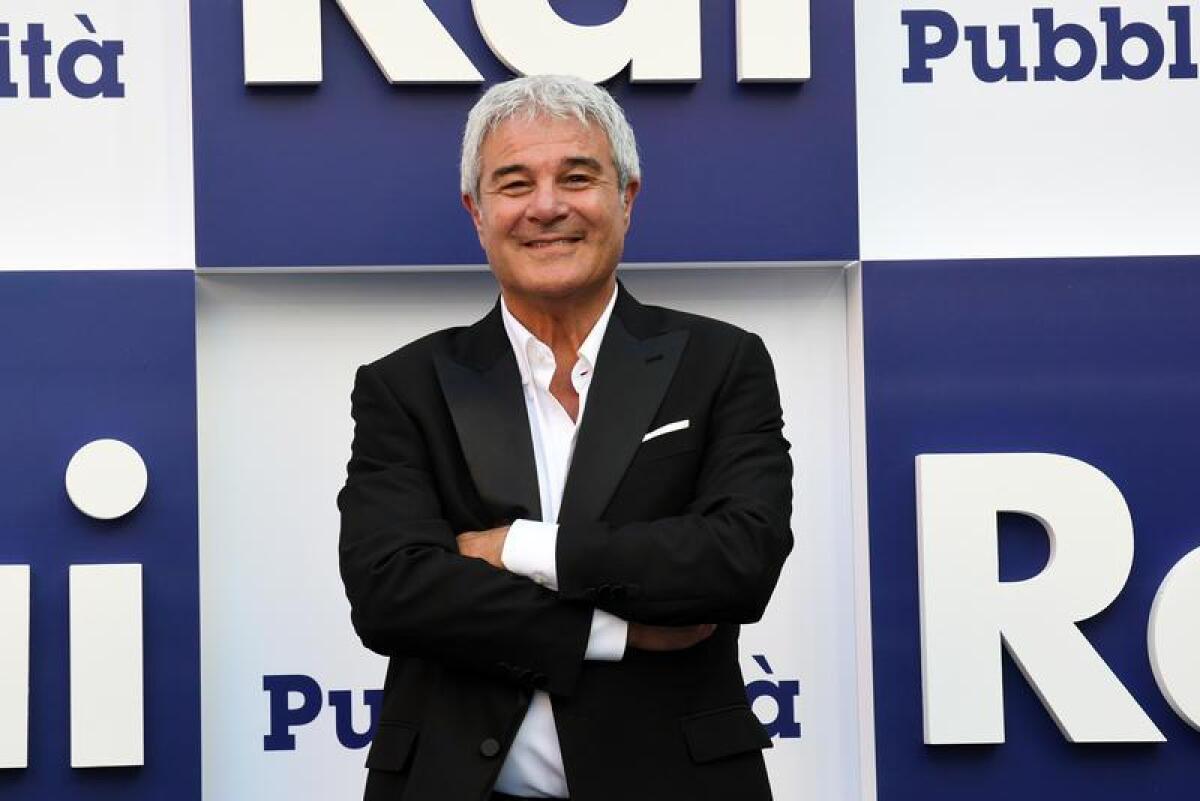 Pino Insegno querela Open e altre testate: "Campagna diffamatoria contro di me per colpire Meloni" - 