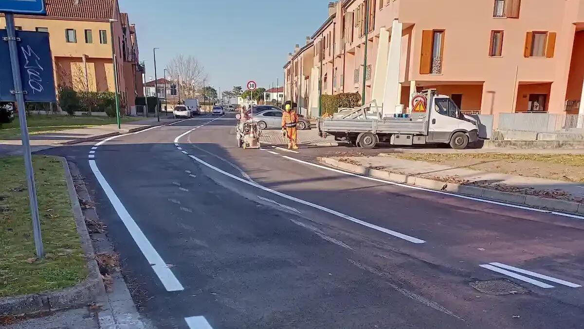 Cavallino-Treporti: approvato piano da 750 mila euro per la riasfaltatura delle strade nel 2025 - 