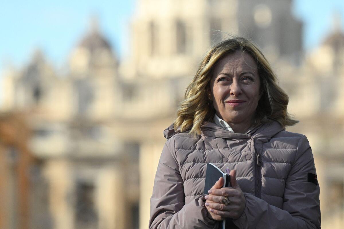 Dal G7 alla 'benedizione' di Trump: Meloni prevede un 2024 da 'leader più potente d'Europa' - 