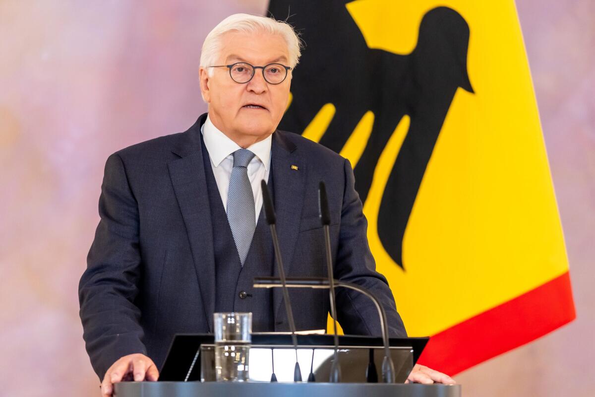 Scioglimento del Bundestag in Germania: elezioni anticipate il 23 febbraio - 