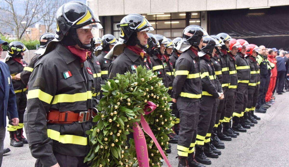I Vigili del Fuoco celebrano Santa Barbara: bilancio di un anno di soccorsi in Veneto - 