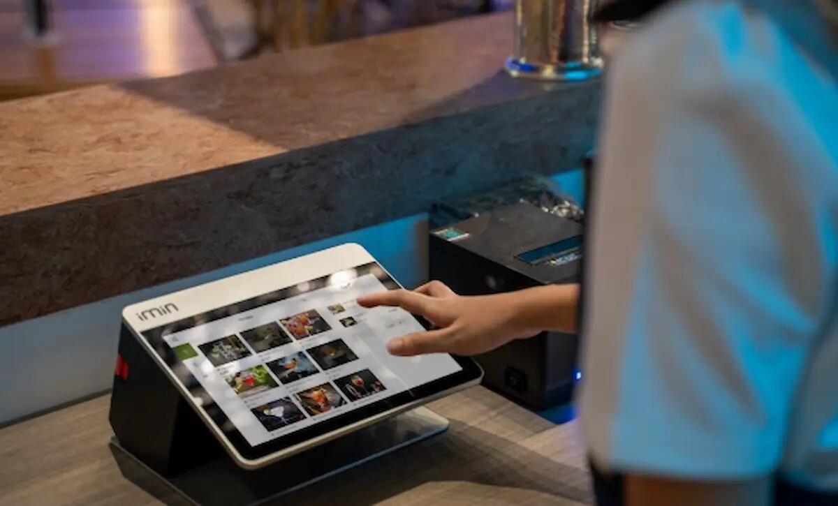 Come le startup utilizzano l'intelligenza artificiale per prevedere le tendenze dei consumatori prima che si verifichino - 