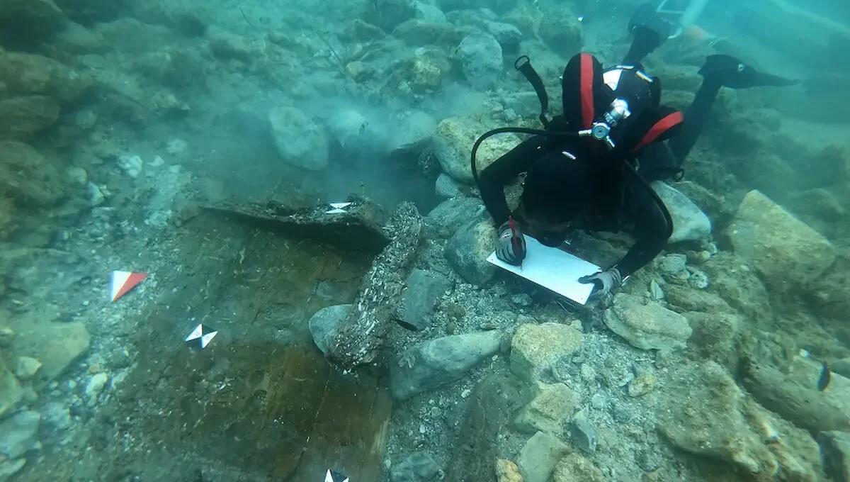 Archeosub Università di Udine: scoperti un relitto arcaico e 6 ancore antiche al largo della Sicilia - 
