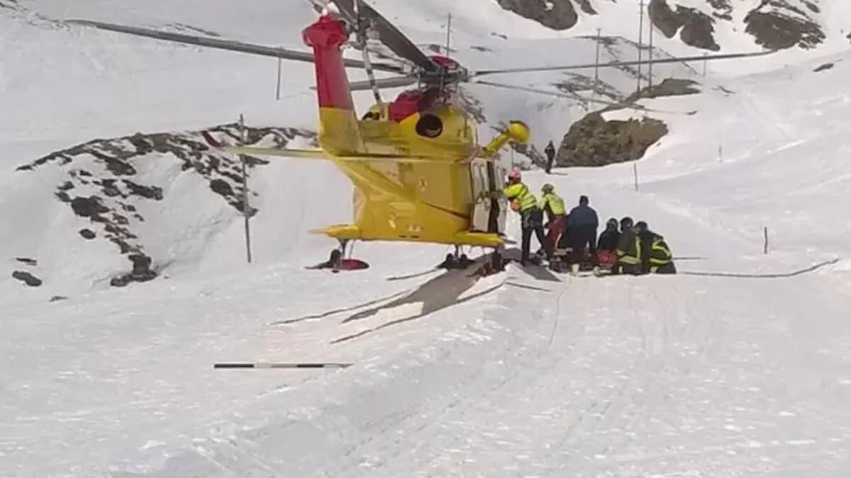 Colpito da un arresto cardiaco sulle piste da sci: la corsa dei soccorsi per rianimare l'uomo -