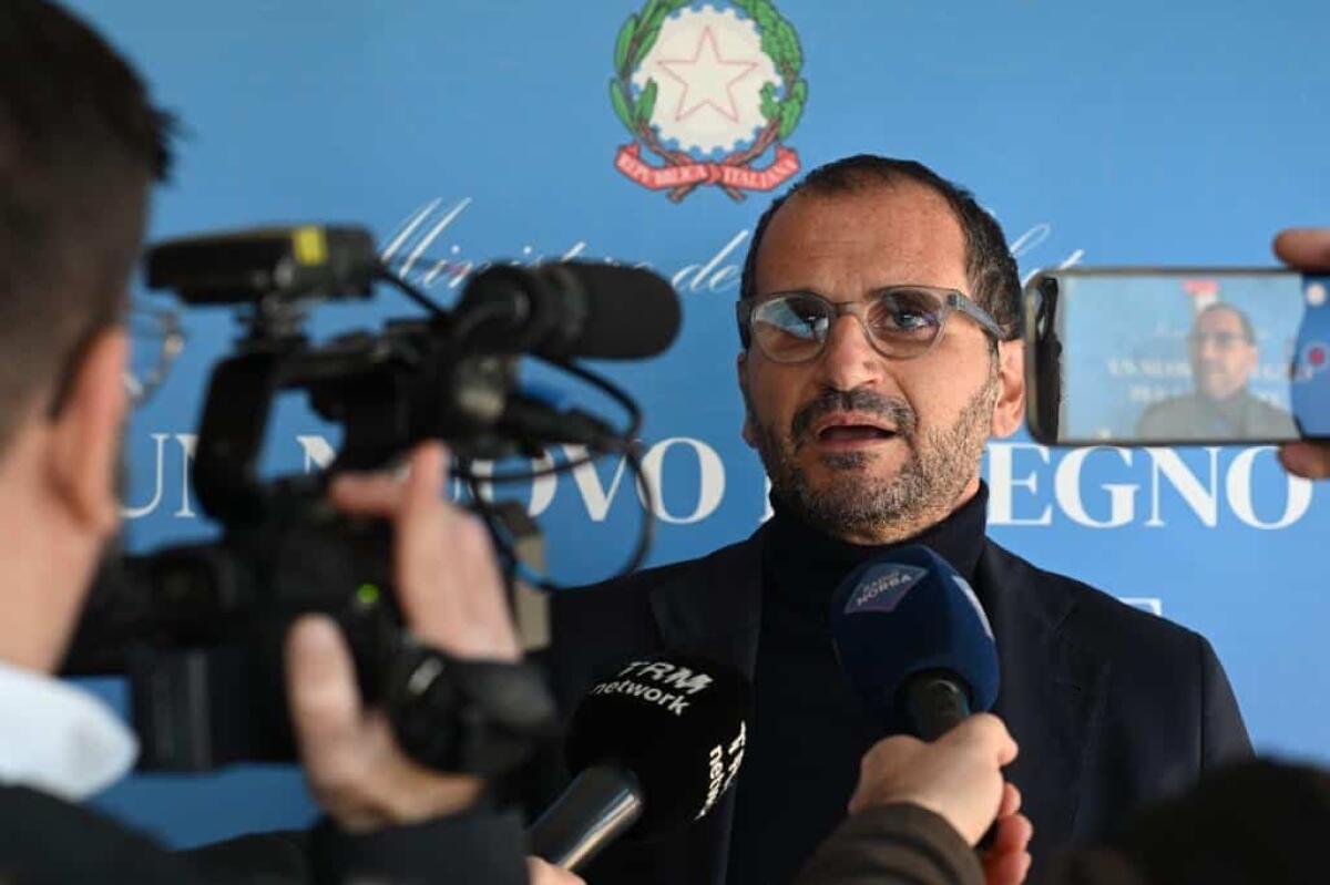 Sottosegretario Gemmato promuove iniziativa solidale per i bambini ospedalizzati a Bari - 