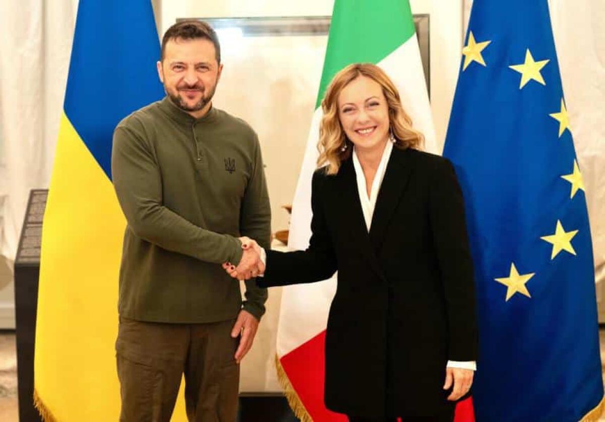 Meloni assicura totale sostegno all'Ucraina: incontro con Zelensky a Palazzo Chigi - 