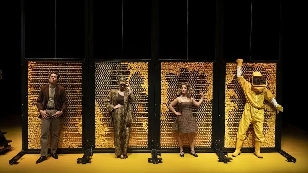 La tournée friulana di Aldrovandi con 'Come diventare ricchi e famosi' inizia da Muggia - 