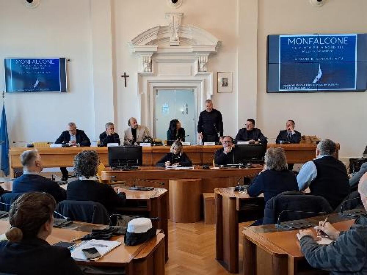 Presentazione normativa e finanziamenti per la nautica a Monfalcone - 