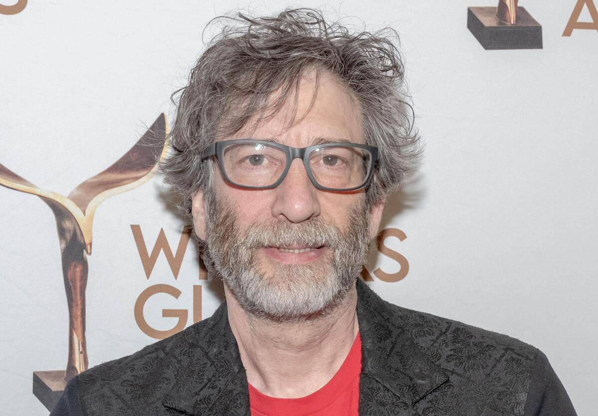 Accuse di violenze sessuali contro Neil Gaiman: reazioni e conseguenze - 