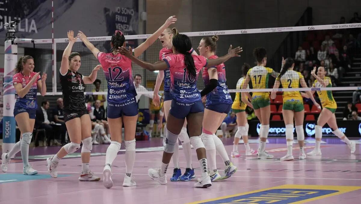 La CDA Talmassons FVG trionfa contro Pinerolo tra le mura di casa e si prende 3 punti d’oro - 