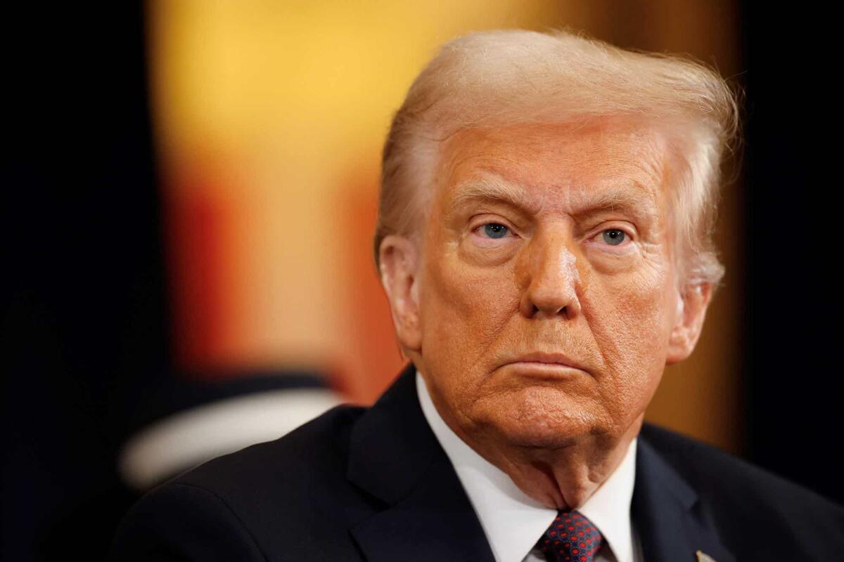 Il primo giorno di Trump: ordini esecutivi e cambiamenti radicali - 