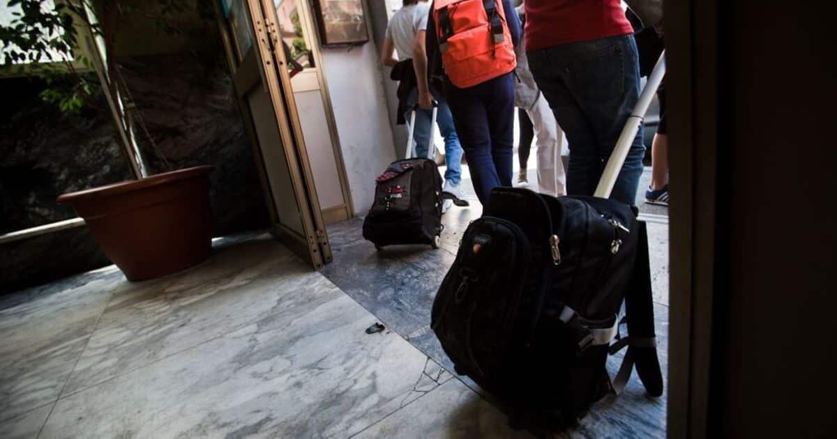 Evacuazione scuole medie Orsini a Imola per problemi respiratori - 