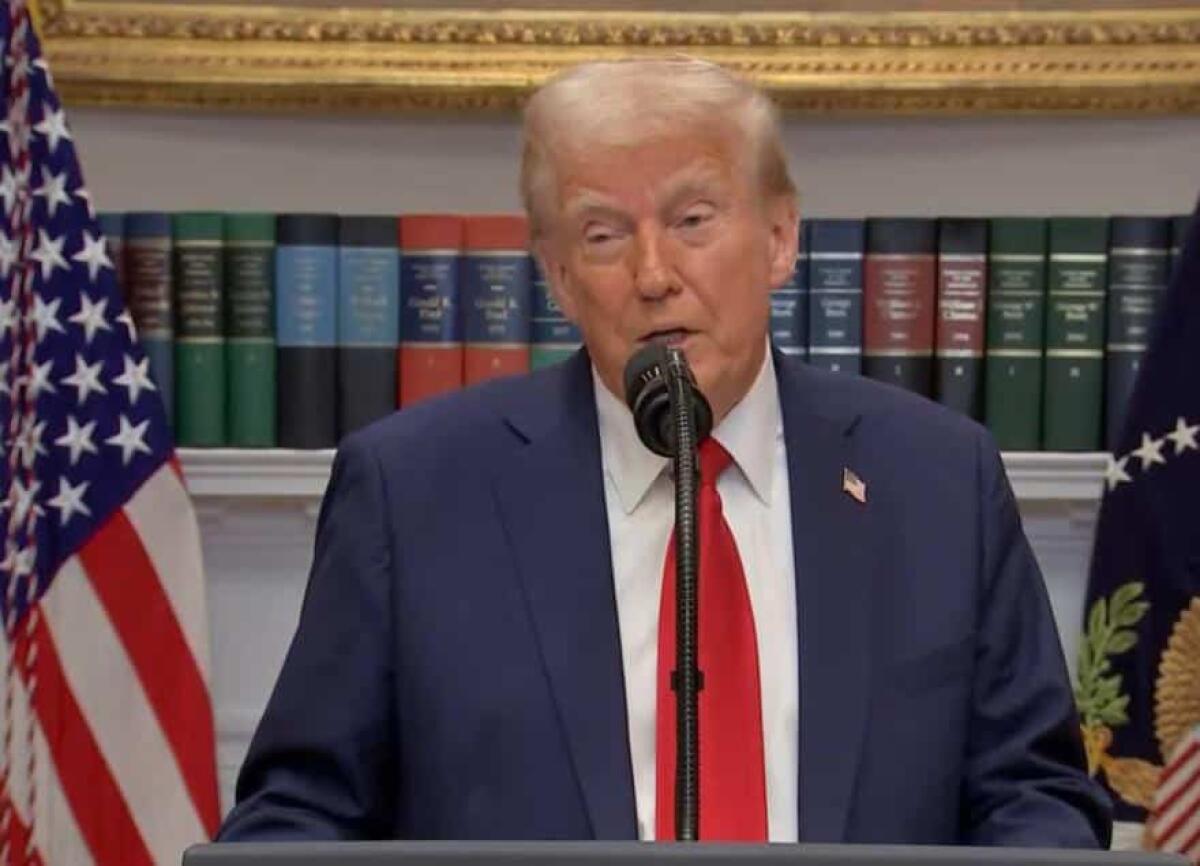 Trump annuncia un mega progetto di Intelligenza Artificiale Stargate da 500 miliardi - 