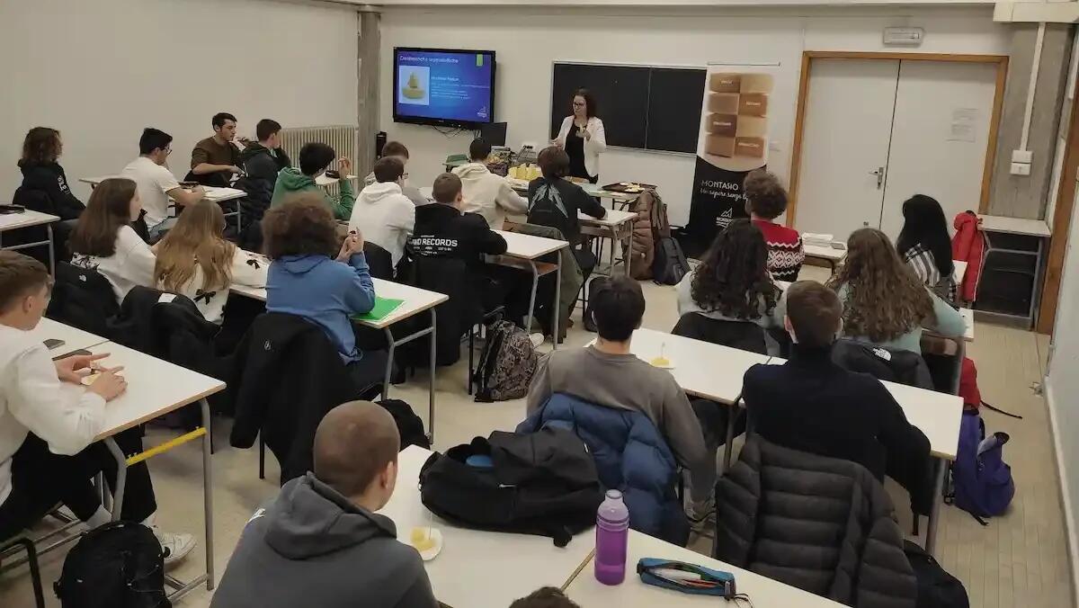 Montasio DOP nelle scuole: un progetto educativo che tramanda la tradizione casearia - 