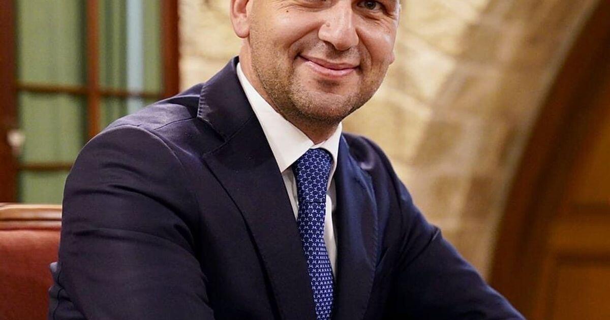 Attentato contro il deputato M5S Angelo Cambiano a Licata: colpi di arma da fuoco contro la sua segreteria - 