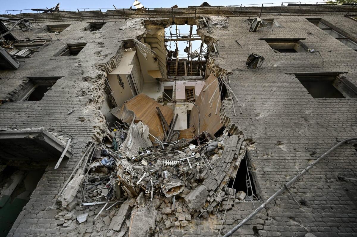 La guerra in Ucraina: truppe in svantaggio e scelte difficili - 