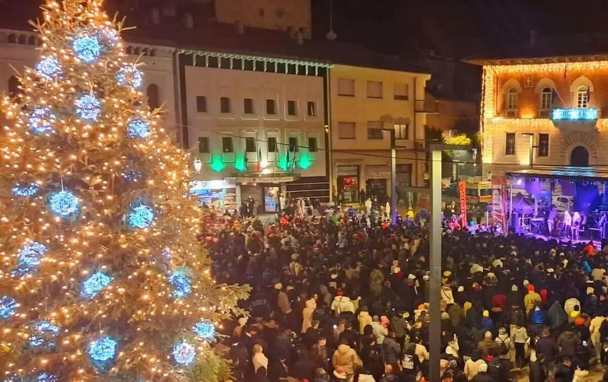 Monfalcone 2025: Capodanno da record con 3.500 presenze in piazza -