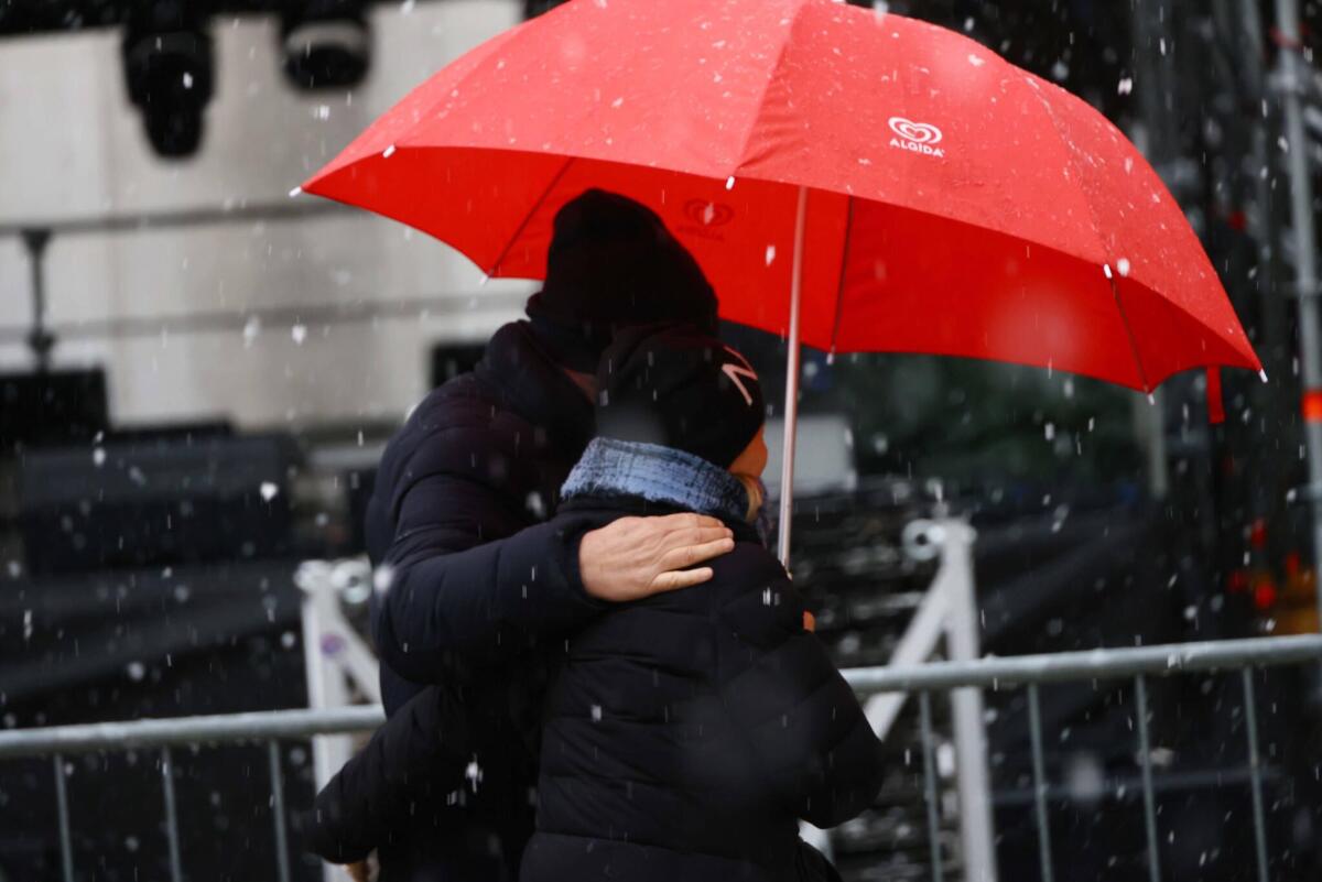 Allerta meteo gialla in Centro e Sud Italia: vento, mareggiate e neve in diverse regioni - 