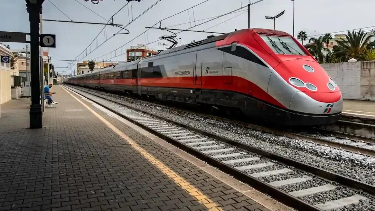 Guasto elettrico tra Milano e Lambrate: ritardi su treni verso Venezia e Trieste - 