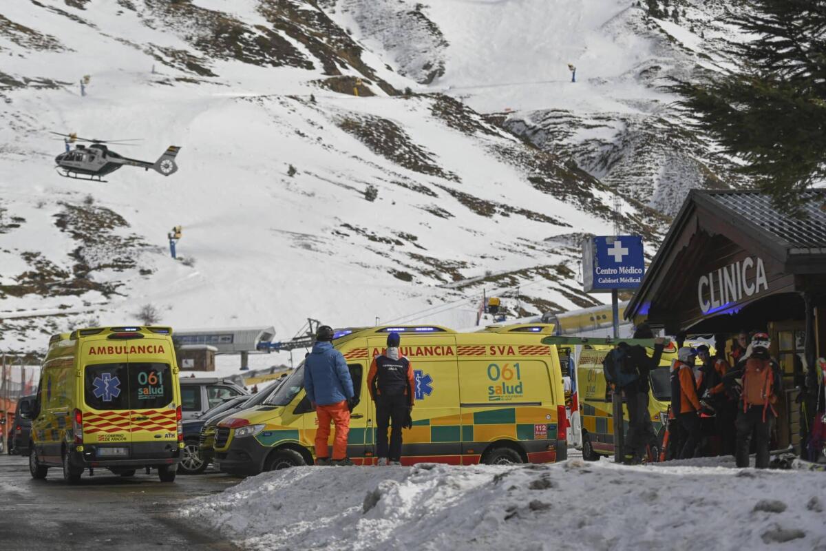 Incidente seggiovia Astún: 10 feriti, 2 gravi - 