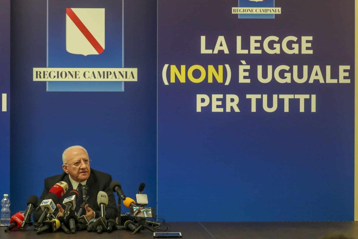 Vincenzo De Luca: "Non mi dimetterò, prometto battaglia di civiltà" - 