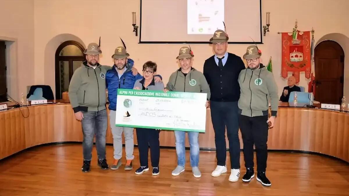 Penne nere friulane raccolgono 7.000 euro per le vittime di violenza di genere - 