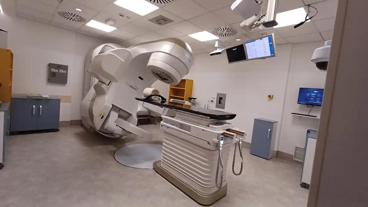 Nuovo acceleratore lineare al CRO di Aviano: un passo avanti nella radioterapia di precisione -