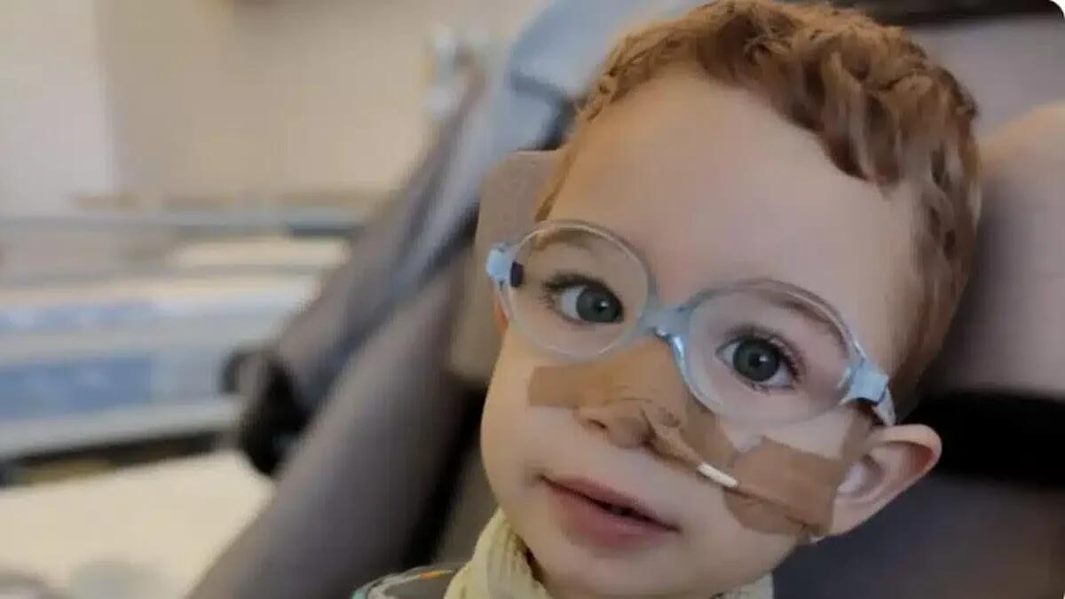 Valentino, il guerriero di 3 anni che vive dalla nascita in condizioni critiche: come aiutarlo - 