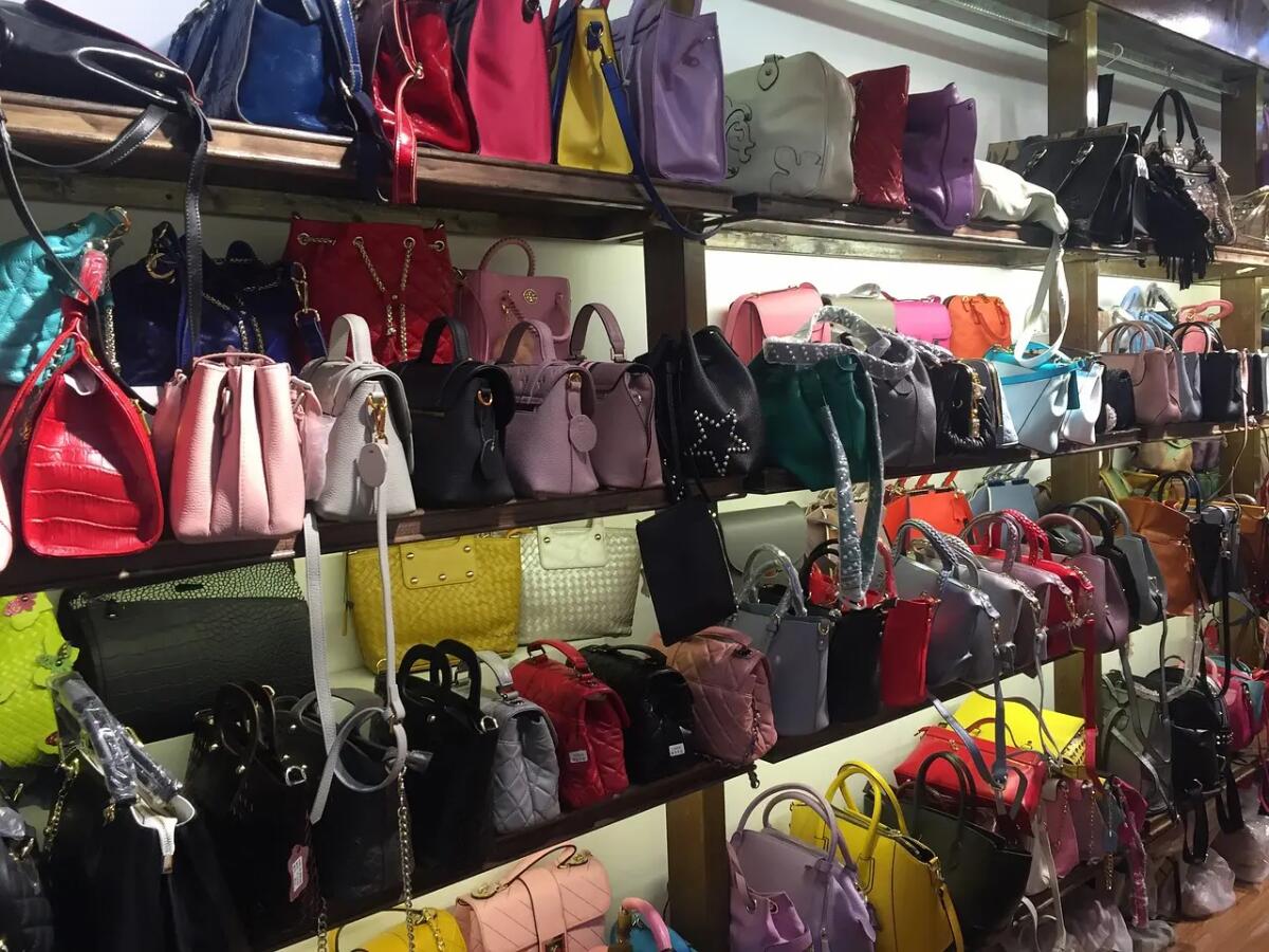 Inizia il periodo dei saldi in Veneto: previsioni di spesa e diritti dei consumatori - 