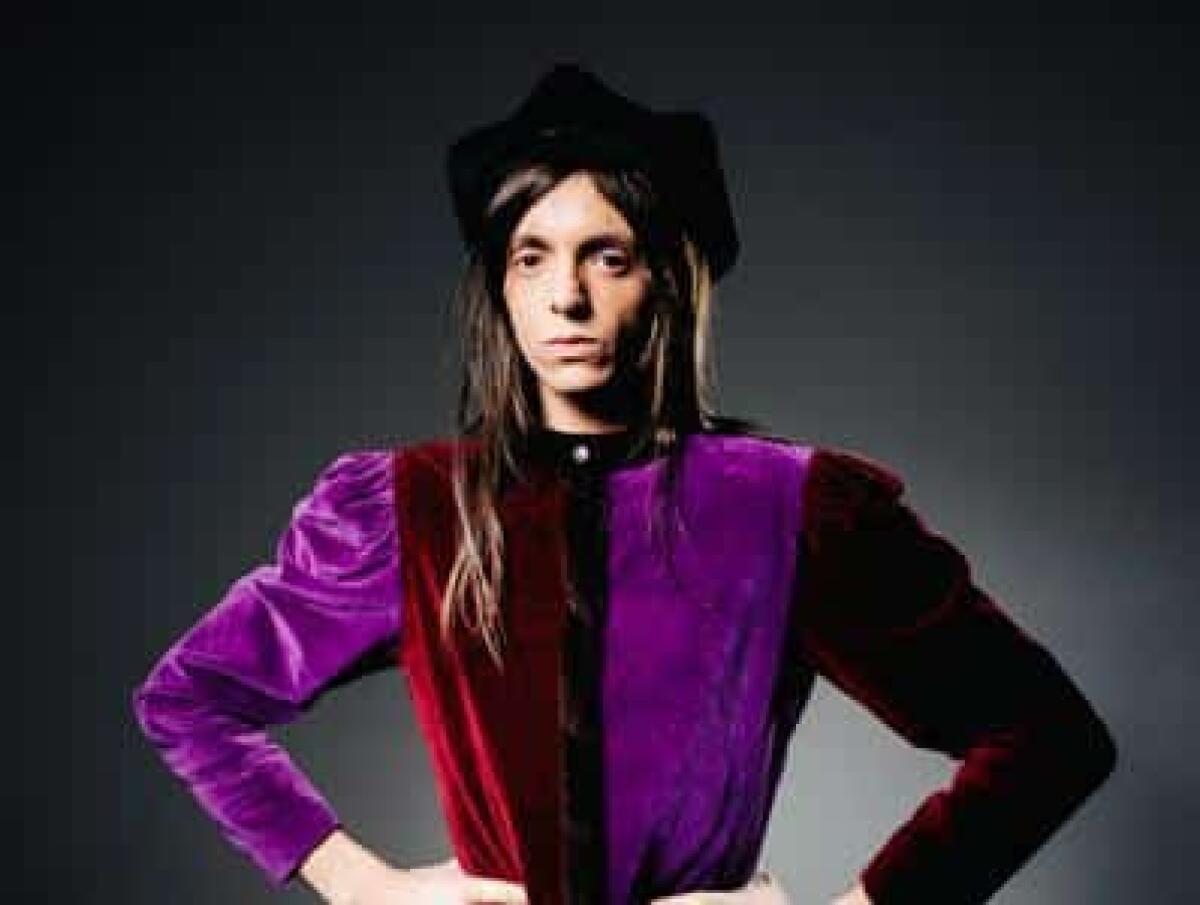 Lucio Corsi debutta a Sanremo 2025 con "Volevo essere un duro" e svela i suoi progetti futuri - 