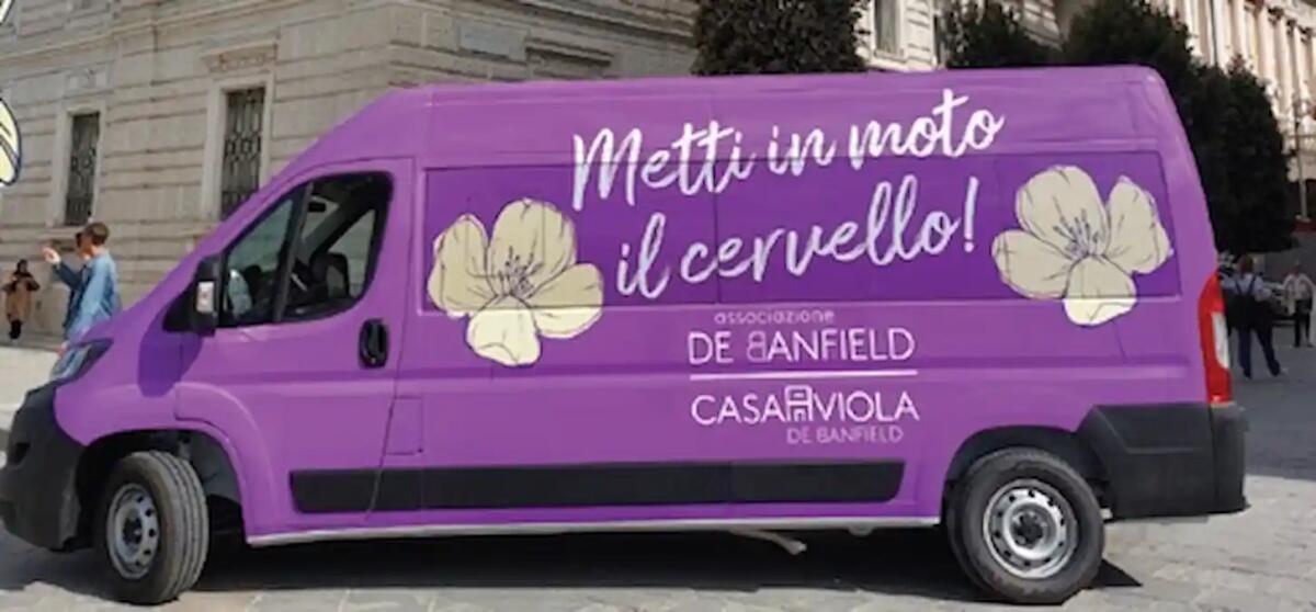 Pulmino viola a Trieste: un servizio itinerante per le persone anziane fragili e i caregiver -