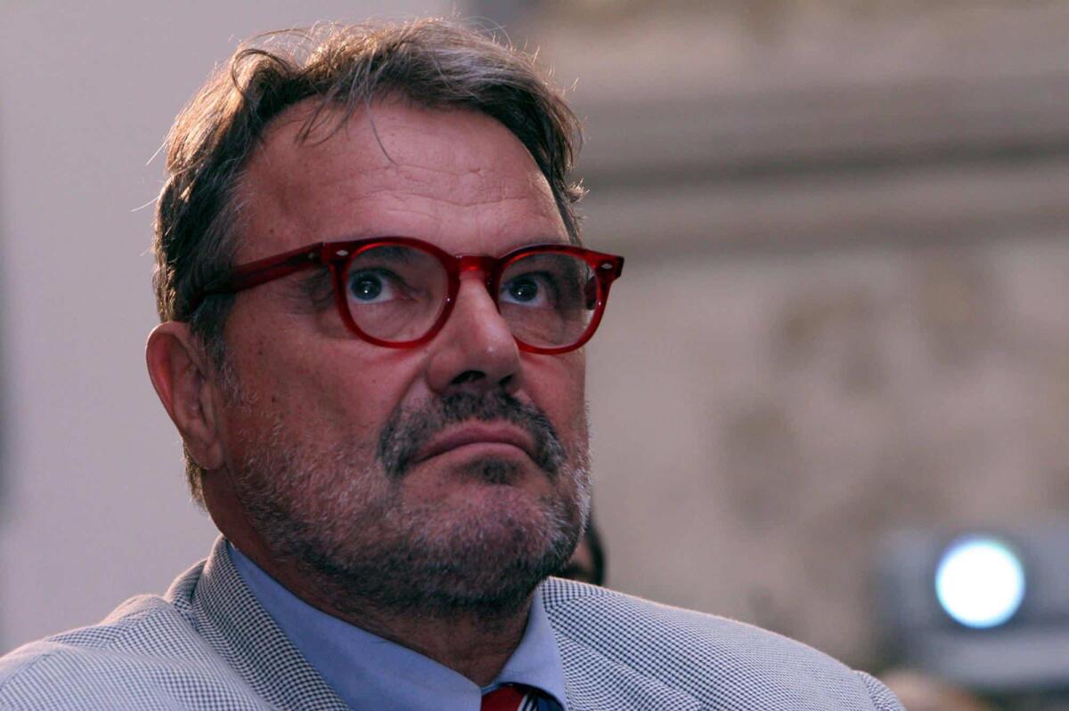 Le condizioni di Oliviero Toscani: grave ma stabile, aggiornamenti sul suo stato di salute - 