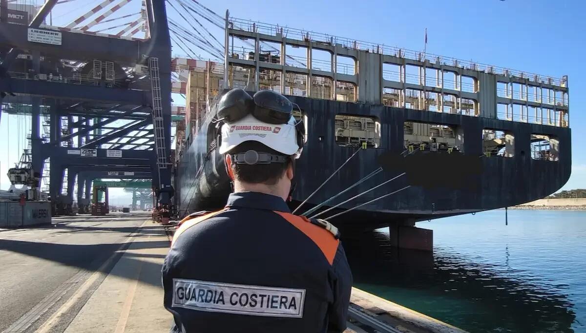 Guardia Costiera: bandita dai porti italiani una nave cargo di bandiera Belize, non rispettava gli standard - 
