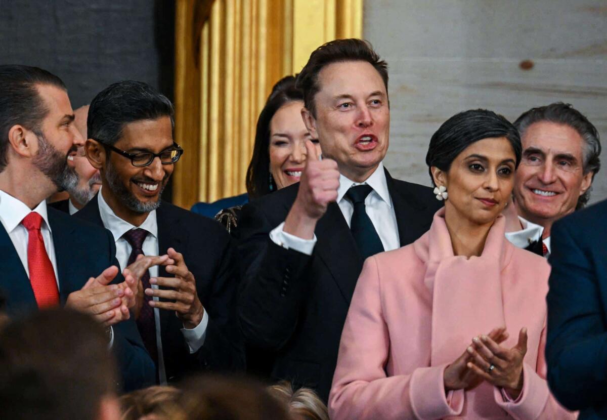 Trump promette di portare gli Usa su Marte: la reazione esultante di Elon Musk - 