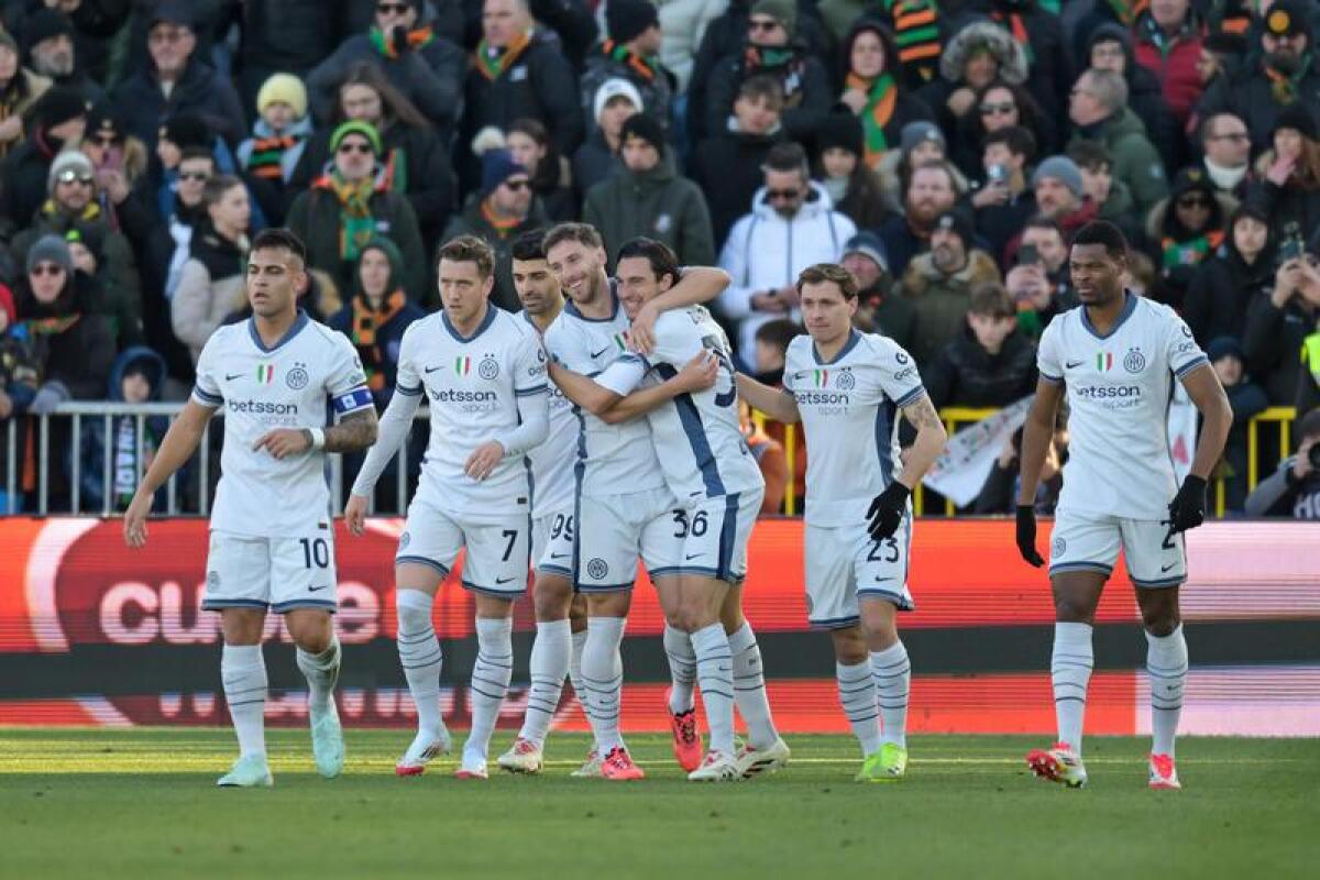 L'Inter vince 1-0 contro il Venezia e vola in classifica - 
