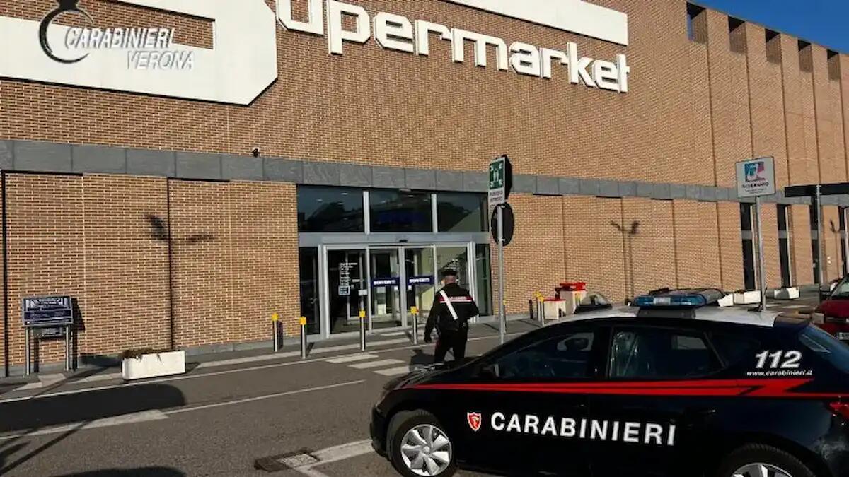 Tentato colpo all'Esselunga: 39enne rumena ruba 600 euro di cartucce per stampanti, arrestata - 