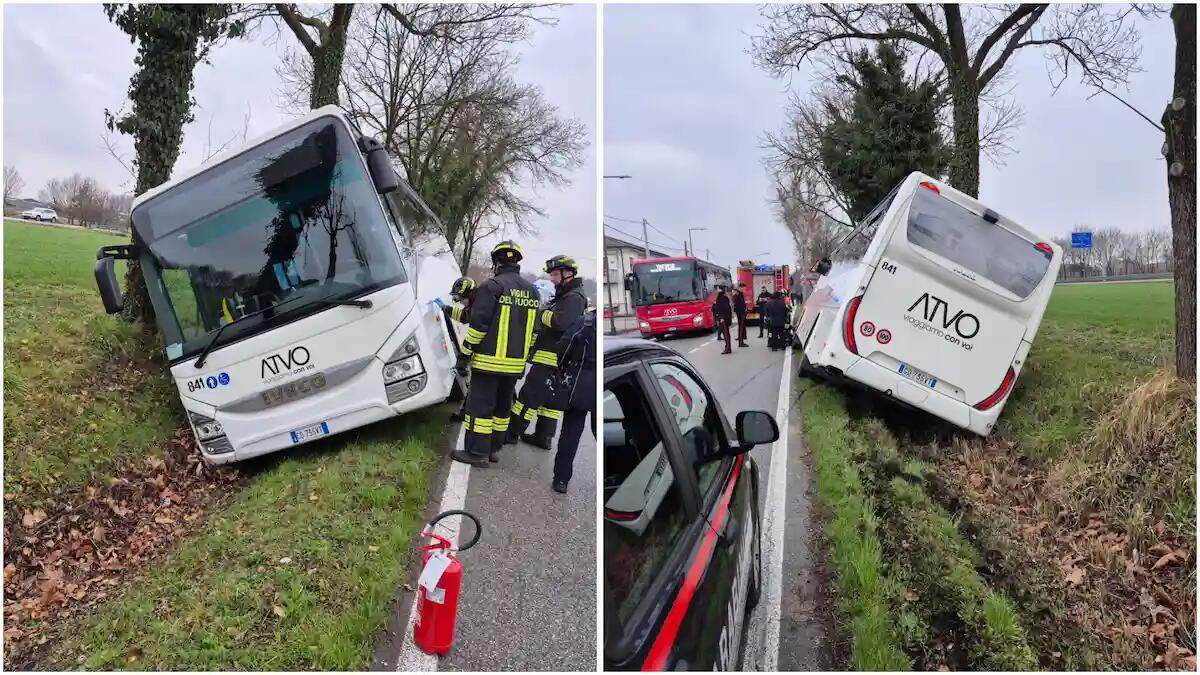 Autista perde il controllo del mezzo dopo una curva: bus con 40 passeggeri finisce fuori strada - 