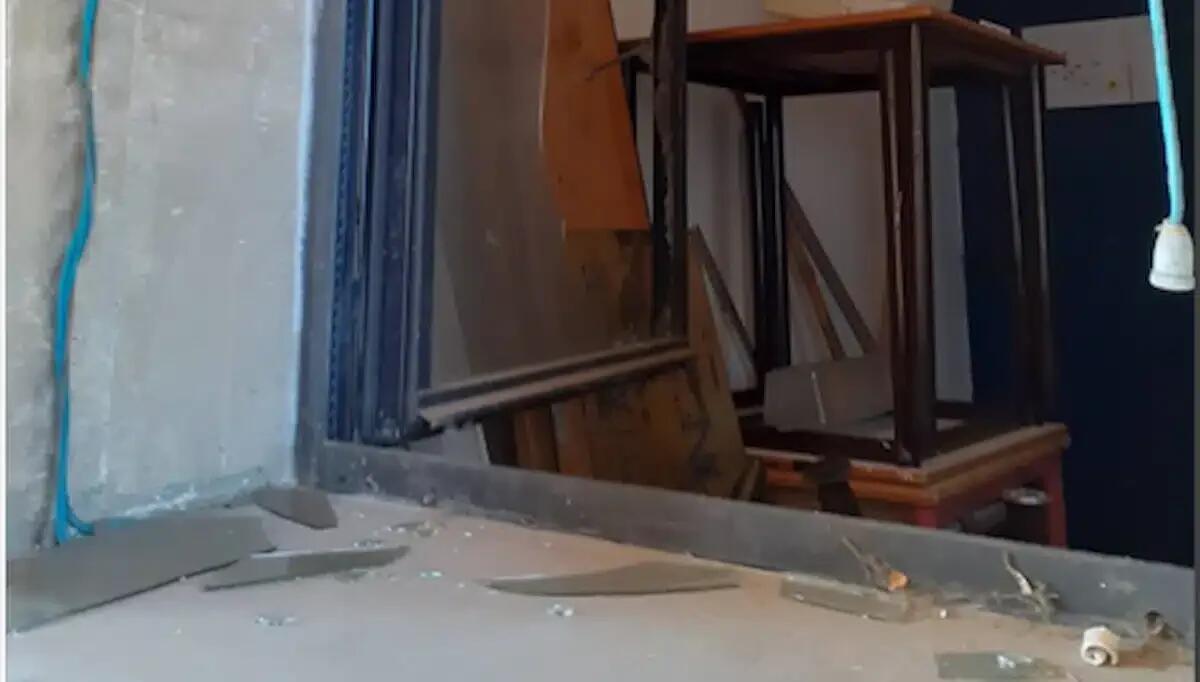 Tenta il furto in un Liceo Scientifico: bloccato dalle Guardie Giurate dopo una fuga tra i corridoi, arrestato - 