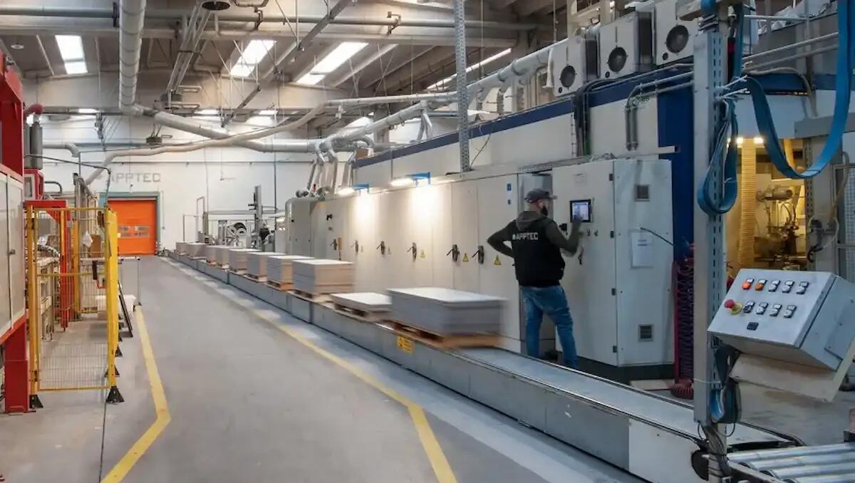 Apptec: innovazione e tradizione dei pavimenti sopraelevati Intec a Sommariva Bosco - 